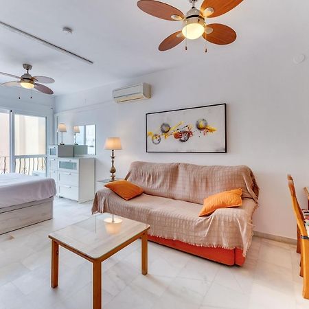 Homeforguest Bright Studio In La Carihuela Near The Beach Torremolinos Exterior foto